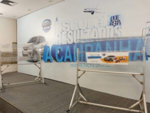 Urna Giratória de 1,0 mt com Base de Piso