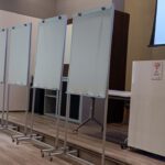 Flip Chart de Alumínio com Rodízios